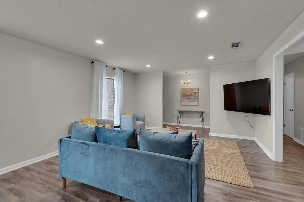 Quiet Relaxing Home - Close To Downtown & Beach 4Br-2Bt Pensacola Esterno foto