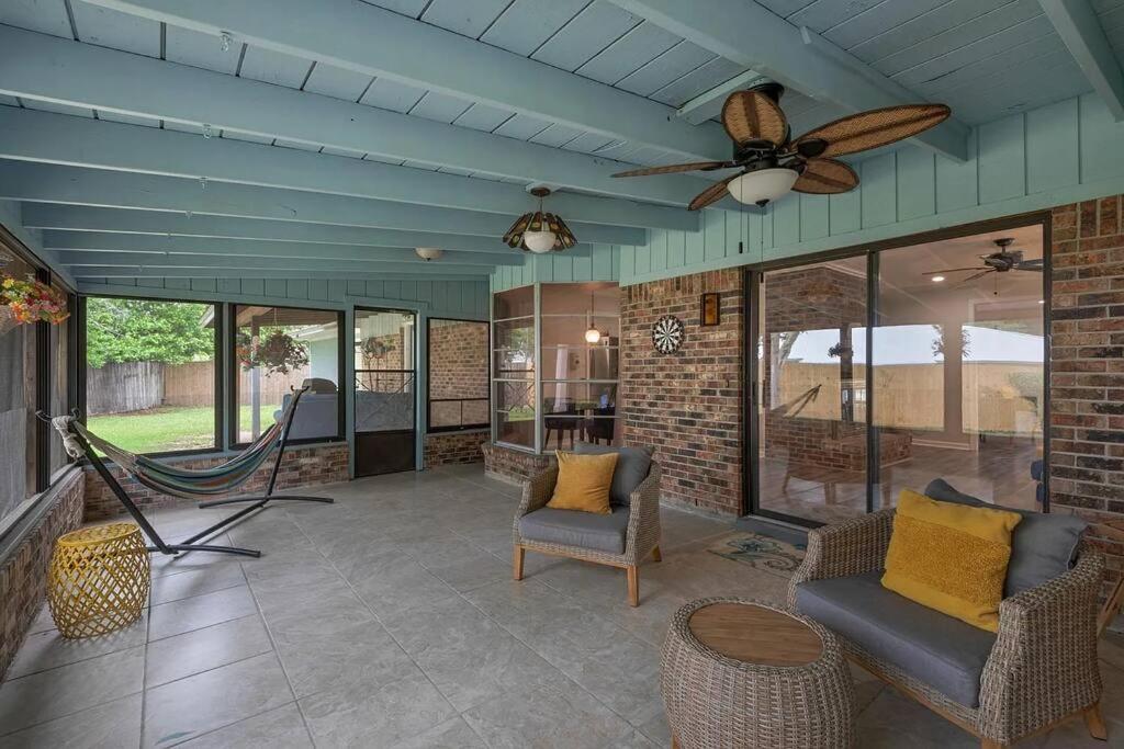 Quiet Relaxing Home - Close To Downtown & Beach 4Br-2Bt Pensacola Esterno foto