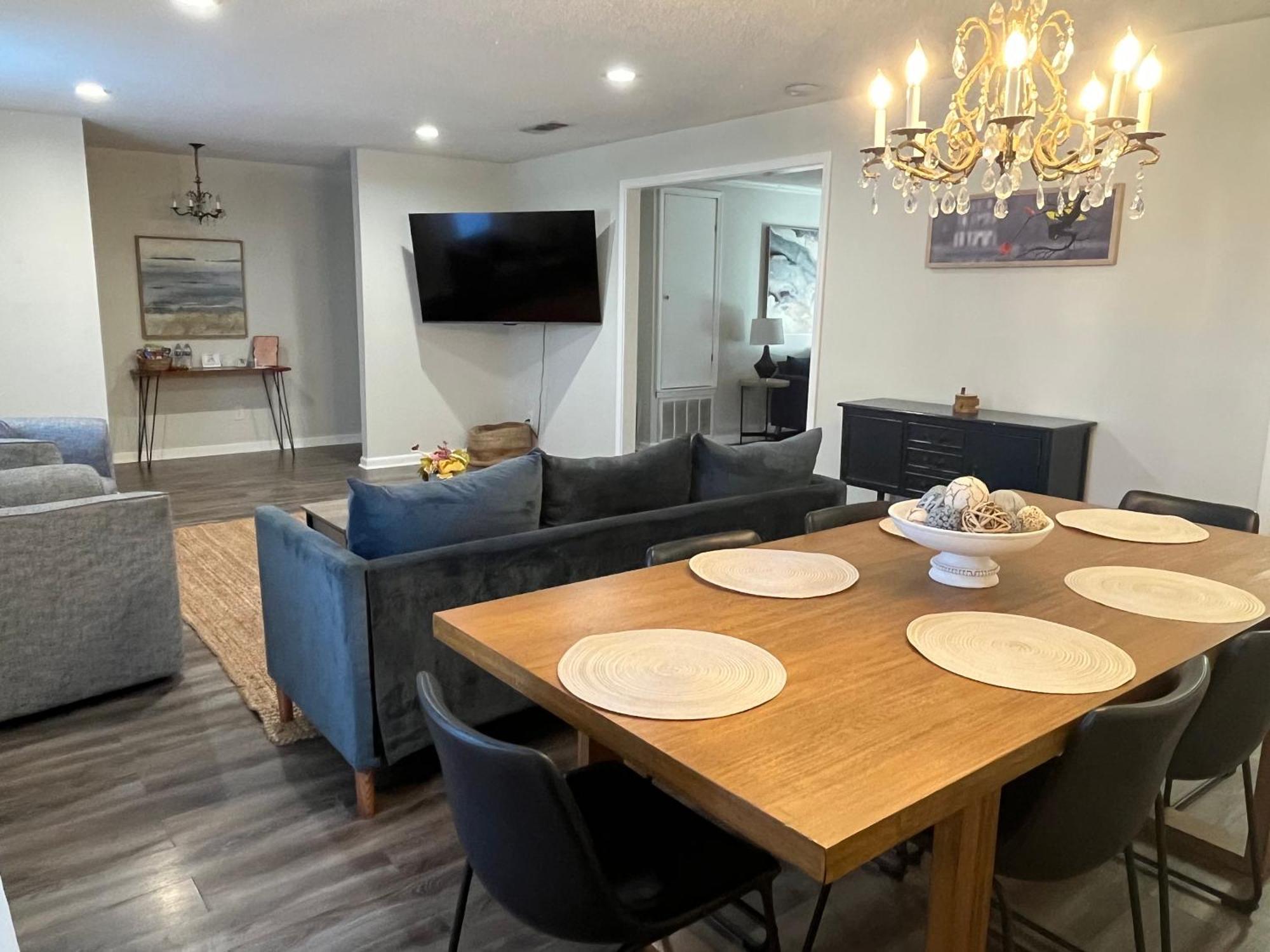 Quiet Relaxing Home - Close To Downtown & Beach 4Br-2Bt Pensacola Esterno foto