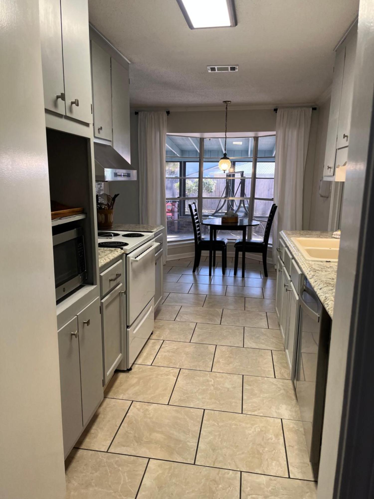 Quiet Relaxing Home - Close To Downtown & Beach 4Br-2Bt Pensacola Esterno foto
